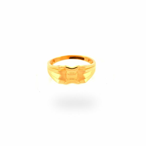 Ring 4.04 gms
