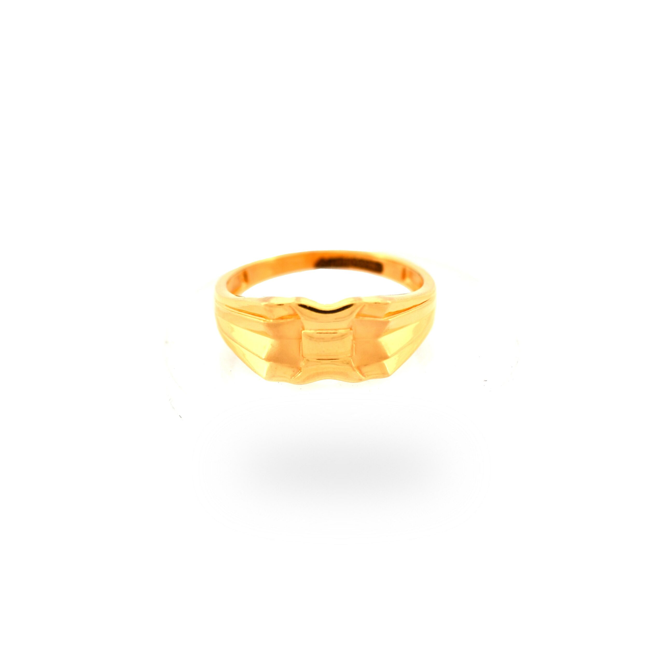 Ring 4.04 gms